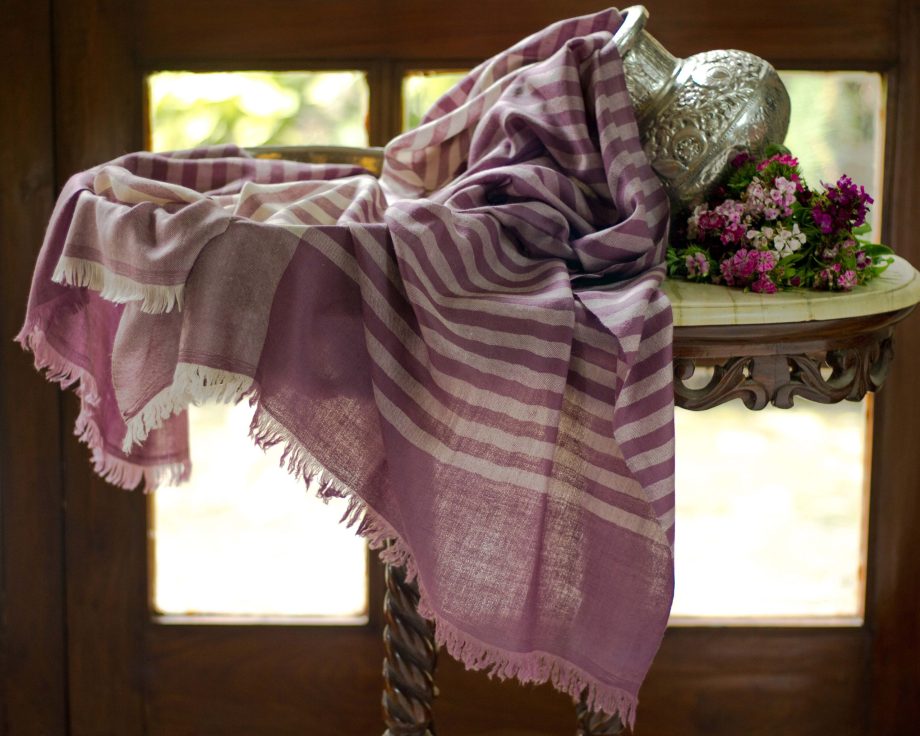 handwoven pure pashmina cashmere shawl from kashmir india handwoven