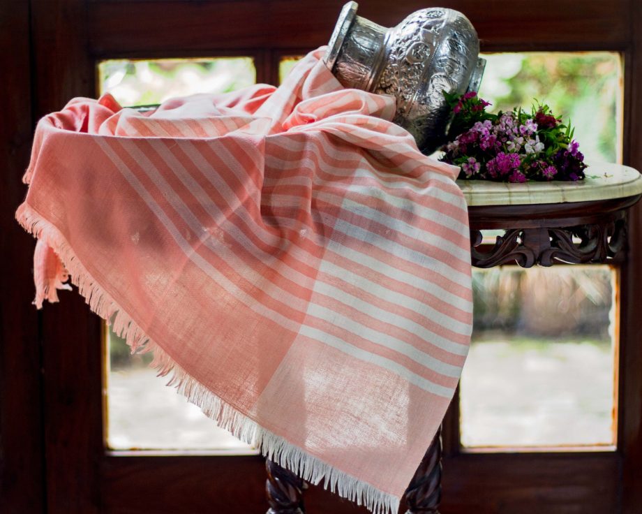 handwoven pure pashmina cashmere shawl from kashmir india handwoven