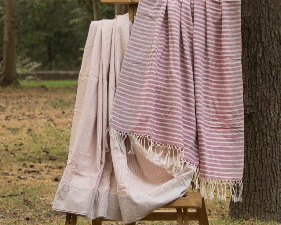 Handloom cotton saree. sari handmade and handwoven in India.