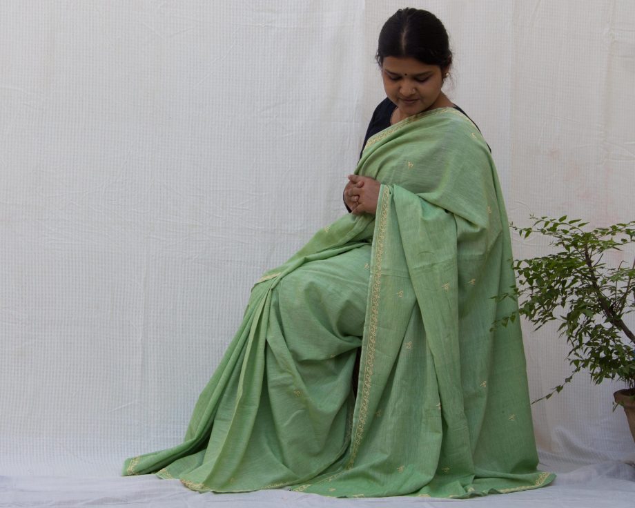 Handloom cotton and silk saree. sari handmade with natural silk and handwoven in India.