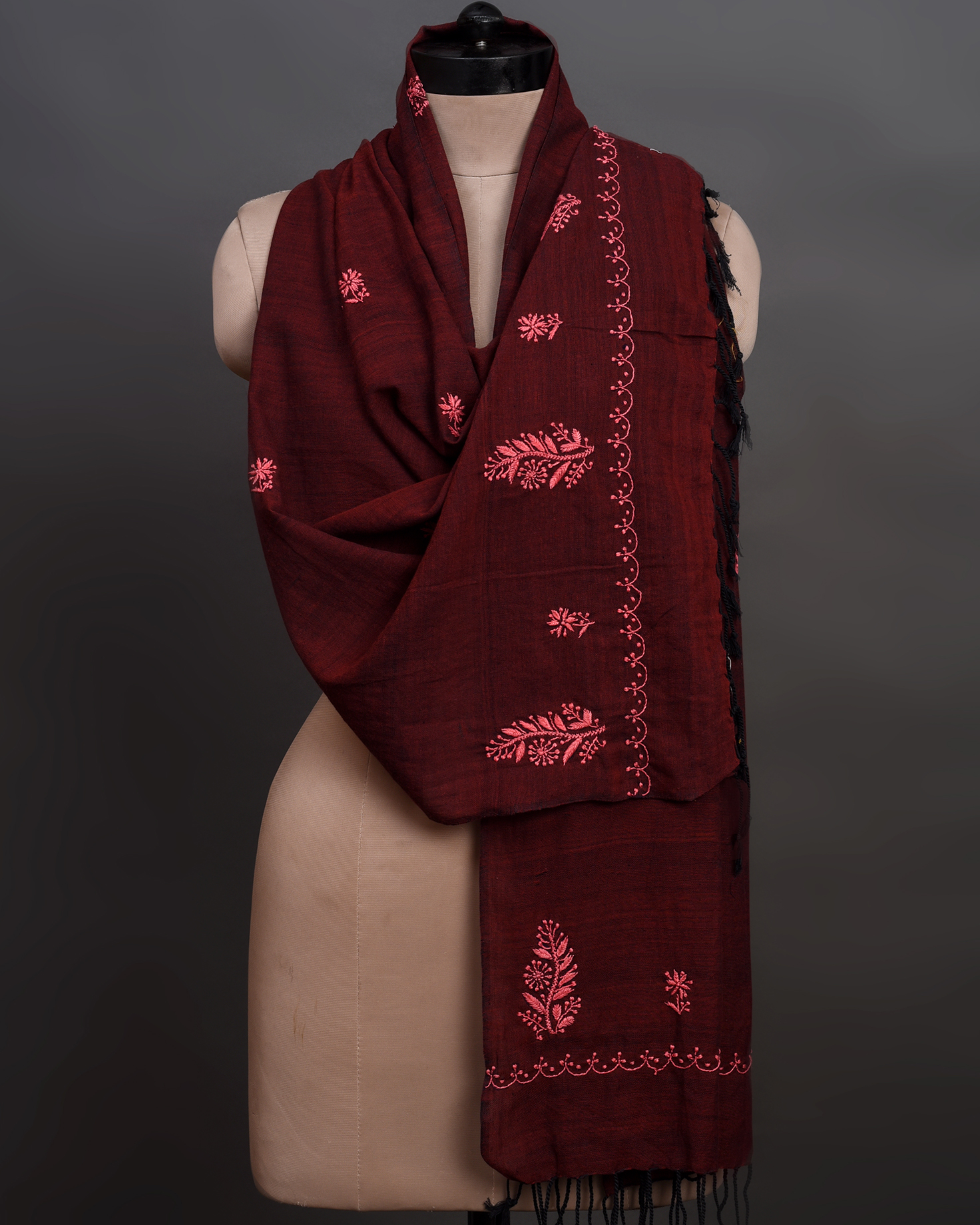 Alaa Chikankari: Maroon Masti