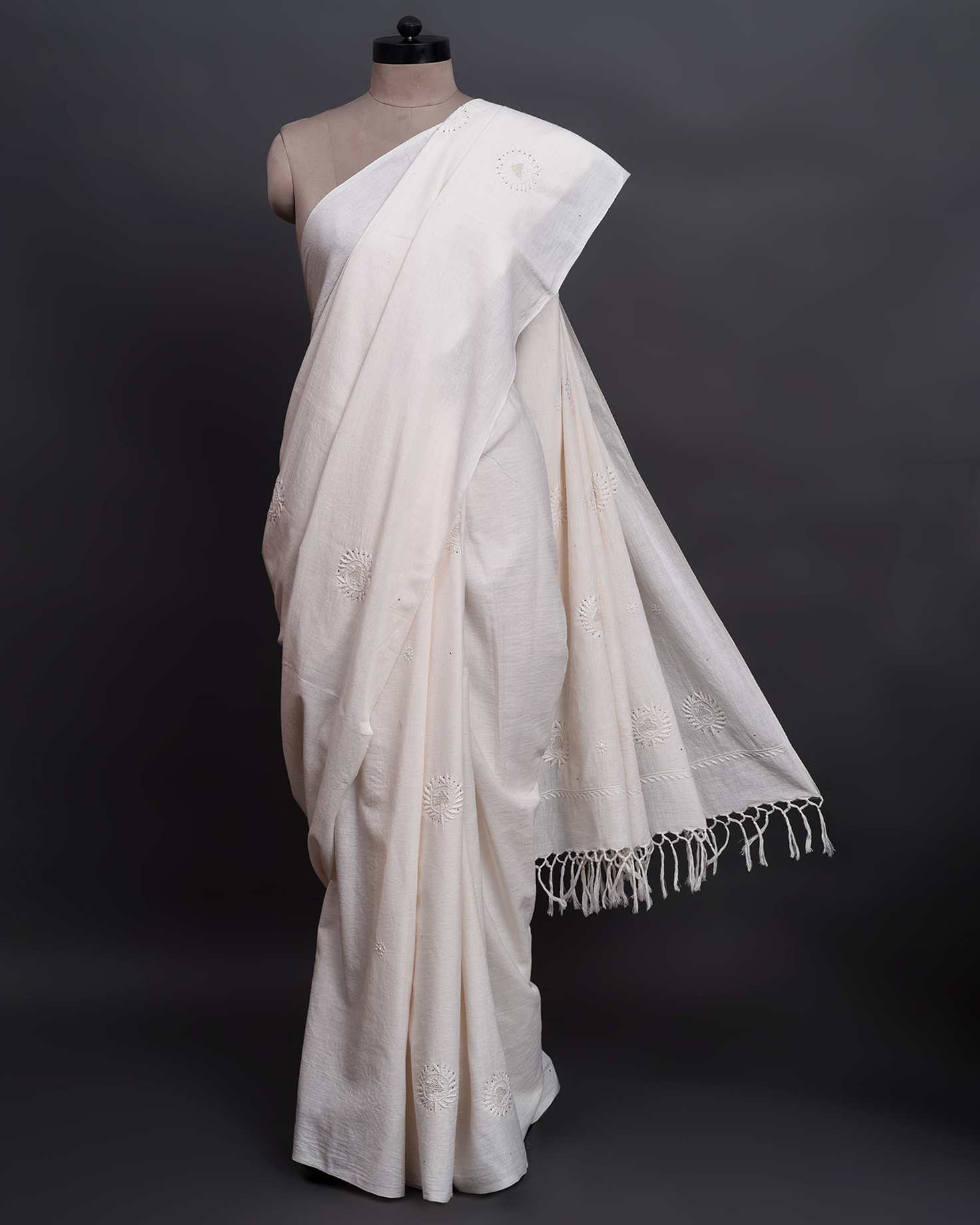 Kora Jaali Chikankari Sari